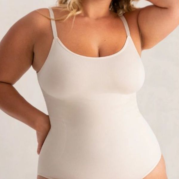 Bodysuit met ronde hals en dunne bandjes